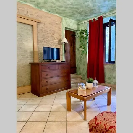 La Grotta - Casa Con Grotta Sotterranea * Monterubbiano