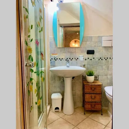 La Grotta - Casa Con Grotta Sotterranea شقة